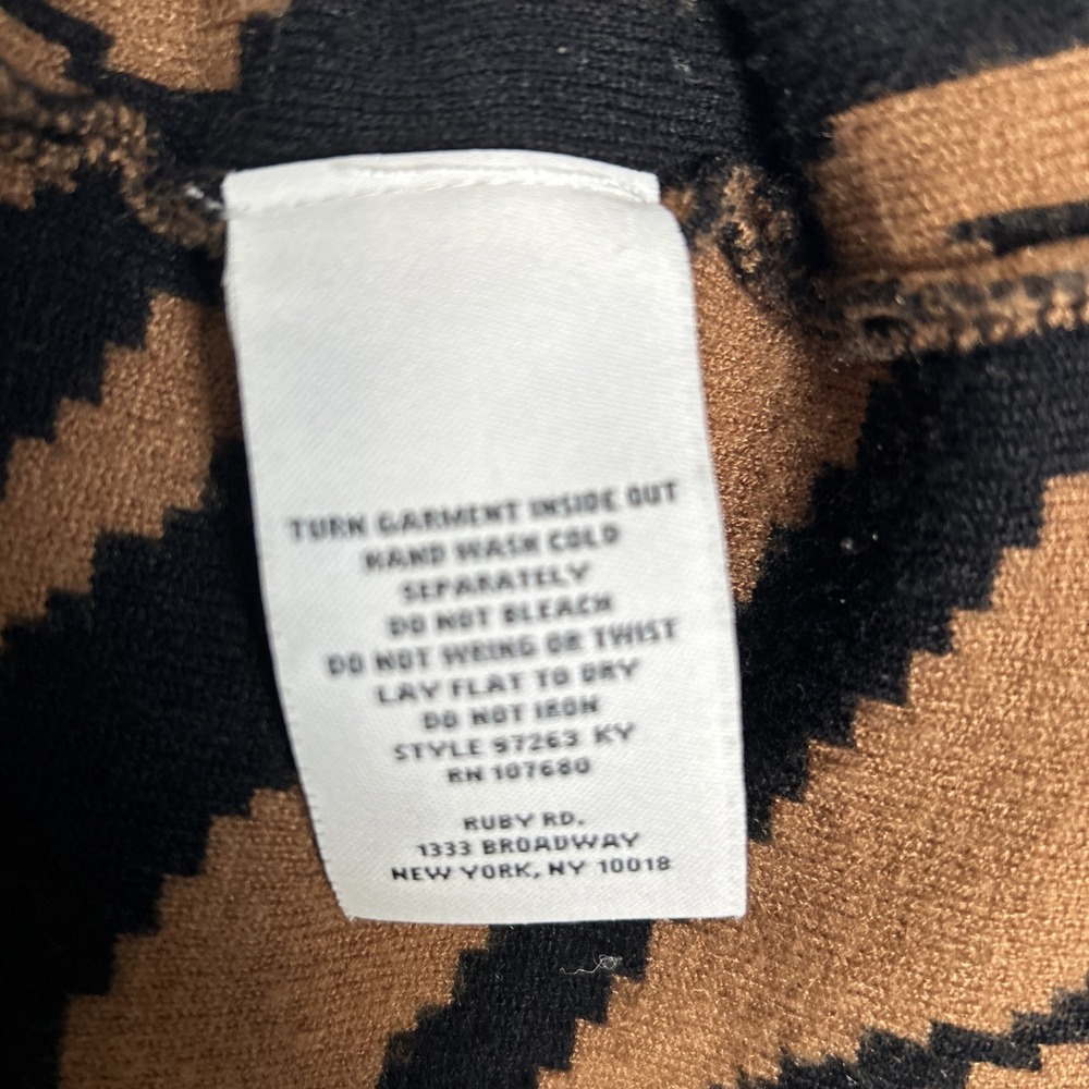 Ruby Rd. Soft Knit Shacket Women's 3XL Leopard Zebra Print Black Brown Gold Snap - Picture 7 of 7